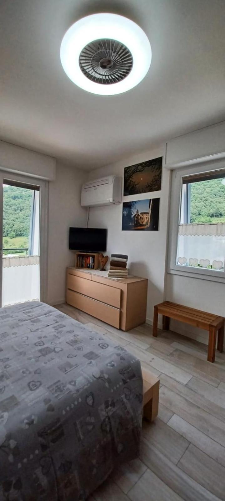 Casa Di Sofia E Oscar Lago Di Como Canzo ภายนอก รูปภาพ